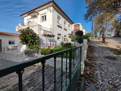 Andar de Moradia T3 Duplex à venda em São João Baptista e Santa Maria dos Olivais