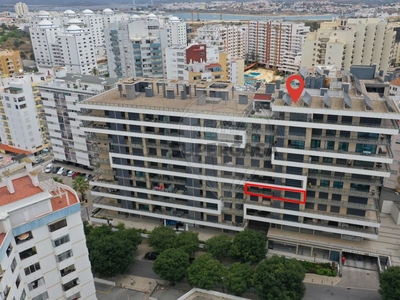 Apartamento T2 para arrendamento em Portimão