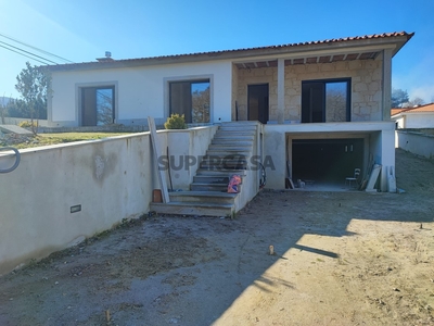 Moradia T3 Duplex à venda em Riba de Âncora