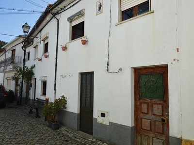 Casa T3 em Coimbra de 246,00 m²