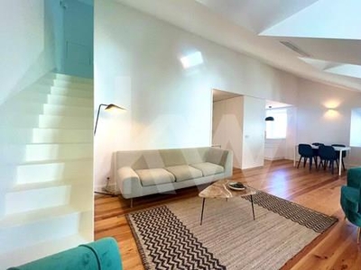 T1 DUPLEX REMODELADO junto à Sé de Lisboa