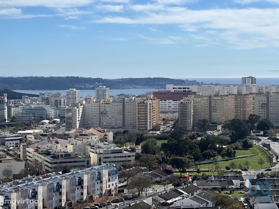 Apartamento T3 em Lisboa de 150,00 m2