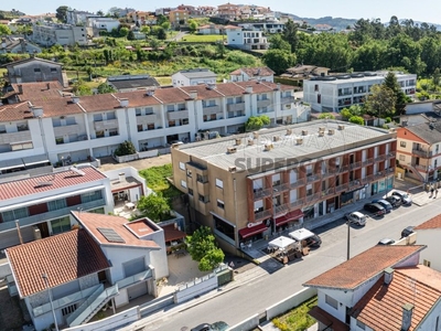 Apartamento T2 à venda em Vila Verde e Barbudo