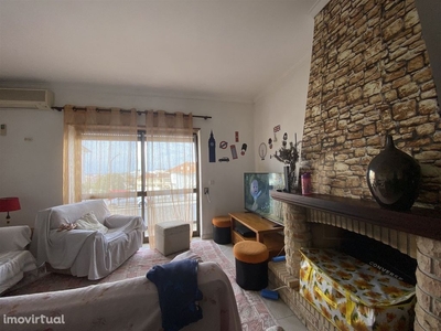 Apartamento T3 arrendar / Sótão / Cruz D’areia / Leiria