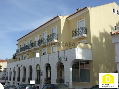 Apartamento T4 à venda em Santiago do Cacém, S.Cruz e S.Bartolomeu da Serra