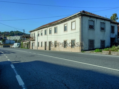 Casa Antiga T3 à venda em Nespereira