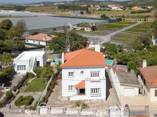 Moradia T5 à venda em Algueirão-Mem Martins, Sintra