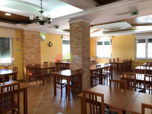 Restaurante Pronto a Usar no centro de Pinhal Novo