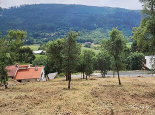Terreno à venda em Esqueiros, Nevogilde e Travassós, Vila Verde