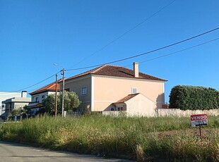 Terreno em Aveiro (junto à C+S de Aradas)