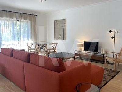 Flat T4 - Duplex - Refurbished - Balcony - Garage - Furnished - To rent - Parede - Carcavelos - Cascais