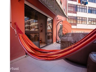 Apartamento para comprar em Baixa da Banheira, Portugal