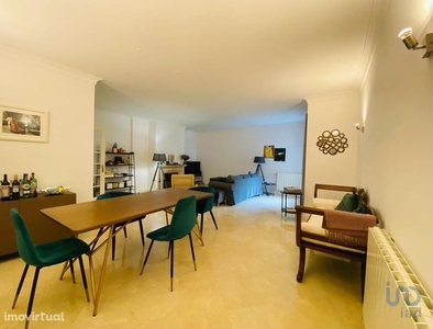 Apartamento T3 em Lisboa de 140,00 m2