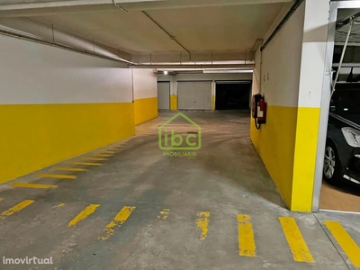 Estacionamento para comprar em Vila do Conde, Portugal