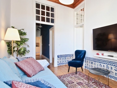 Apartamento com 2 quartos para alugar em Santa Maria Maior, Lisboa