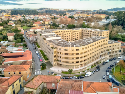 Apartamento para comprar em Valadares, Portugal