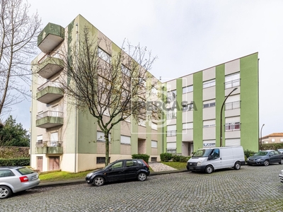 Apartamento T2 para arrendamento em Braga (São Vicente)
