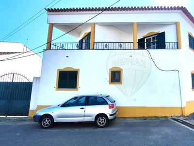 Casa para comprar em Figueira dos Cavaleiros, Portugal