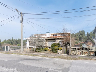 Casa para comprar em Nogueira da Regedoura, Portugal