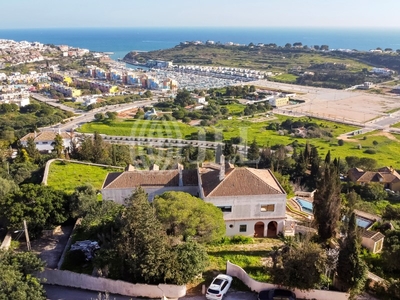 Casa para comprar em Olhos de Água, Portugal
