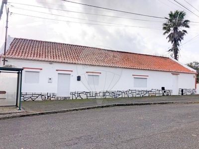 Casa para comprar em Santo Quintino, Portugal
