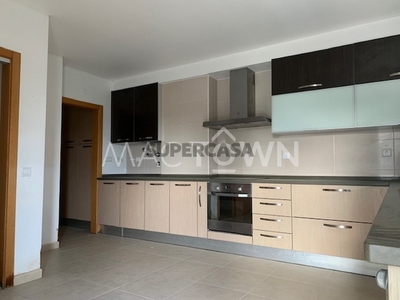 Apartamento T3 à venda em Alcanena e Vila Moreira