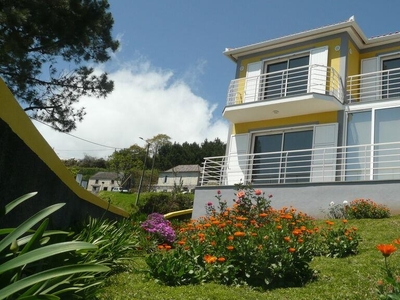 Casa T3 em Madeira de 144,00 m²