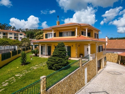 Casa / Villa T4 em Leiria de 267,00 m²