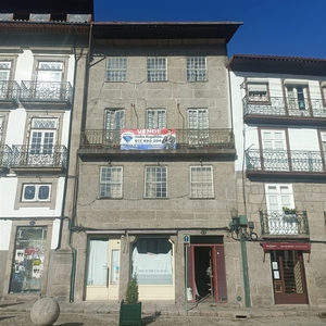 Edifício para comprar em Guimarães, Portugal