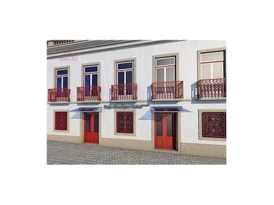 Edifício para comprar em Santiago Maior, Portugal