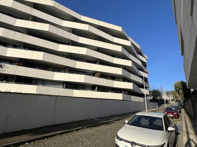 Estacionamento para alugar em Porto-Concelho, Portugal