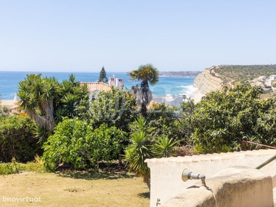 Moradia T6, com piscina e vista mar, em Lagos, Algarve