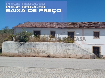 Casa Antiga T4 à venda em Areias e Pias