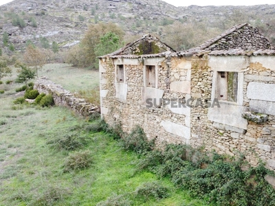 Quinta Rural T4 à venda em Sobral Pichorro e Fuinhas