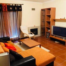 Alugo Apartamento T3 como novo em Satão - Viseu/ Livre a 01 de julho