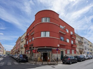 Apartamento 1+1 para arrendamento na Ajuda, Lisboa
