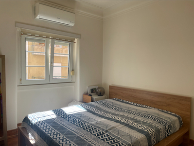 Apartamento T2 Moscavide | Remodelado 2018 | Varanda, Ar Condicionado, Mobilado