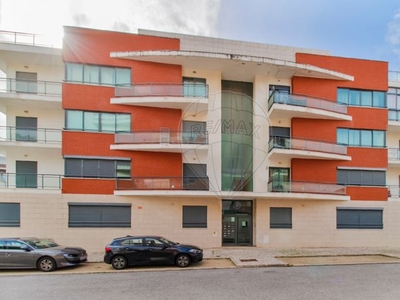 Apartamento T2 à venda em Vialonga, Vila Franca de Xira