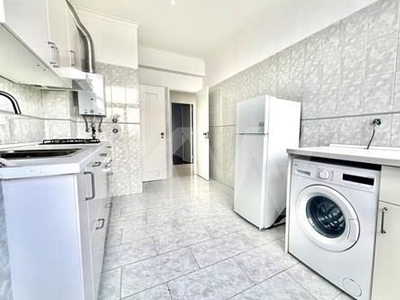 Amadora | 2 bedroom apartment for rent next to Portas de Benfica