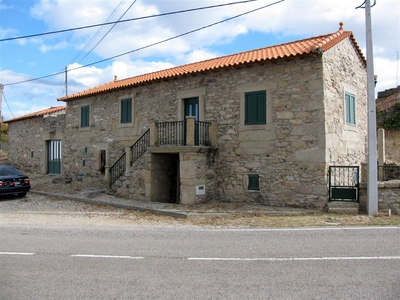 Casa para comprar em Genísio, Portugal