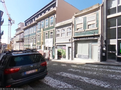 Prédios no centro do Porto, em Zona ARU, com projeto aprovado 4 T0, 3 T1 e Loja