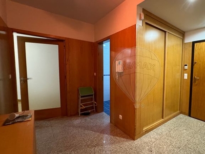 Apartamento T4 à venda em Sé, Santa Maria e Meixedo, Bragança