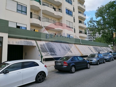 Garagem à venda em Coimbra (Sé Nova, Santa Cruz, Almedina e São Bartolomeu), Coimbra