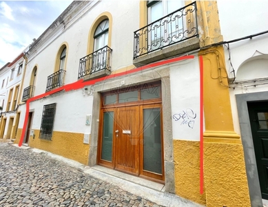 Moradia T3 para arrendar em Évora (São Mamede, Sé, São Pedro e Santo Antão), Évora