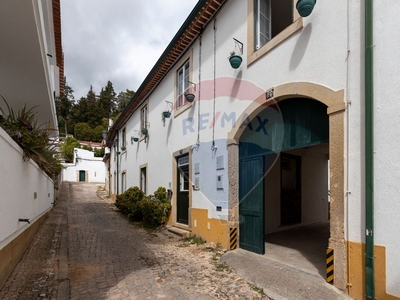 Moradia T3 para arrendar em Tomar (São João Baptista) e Santa Maria dos Olivais, Tomar