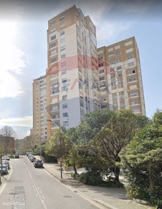 Apartamento T3 à venda em Porto