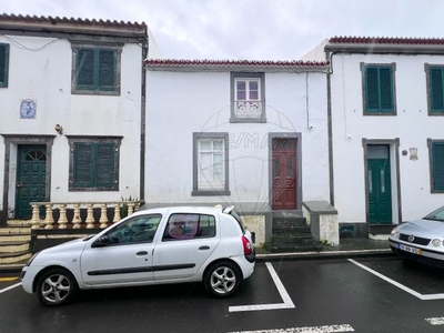 Moradia T2 à venda em Ribeirinha, Ribeira Grande