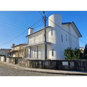 Moradia T3 à venda em Merelim (São Pedro) e Frossos, Braga