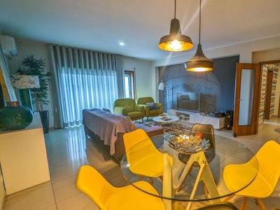 Apartamento T3 à venda em Mateus, Vila Real