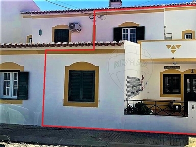 Moradia T3 para arrendar em Vila Nova de Milfontes, Odemira